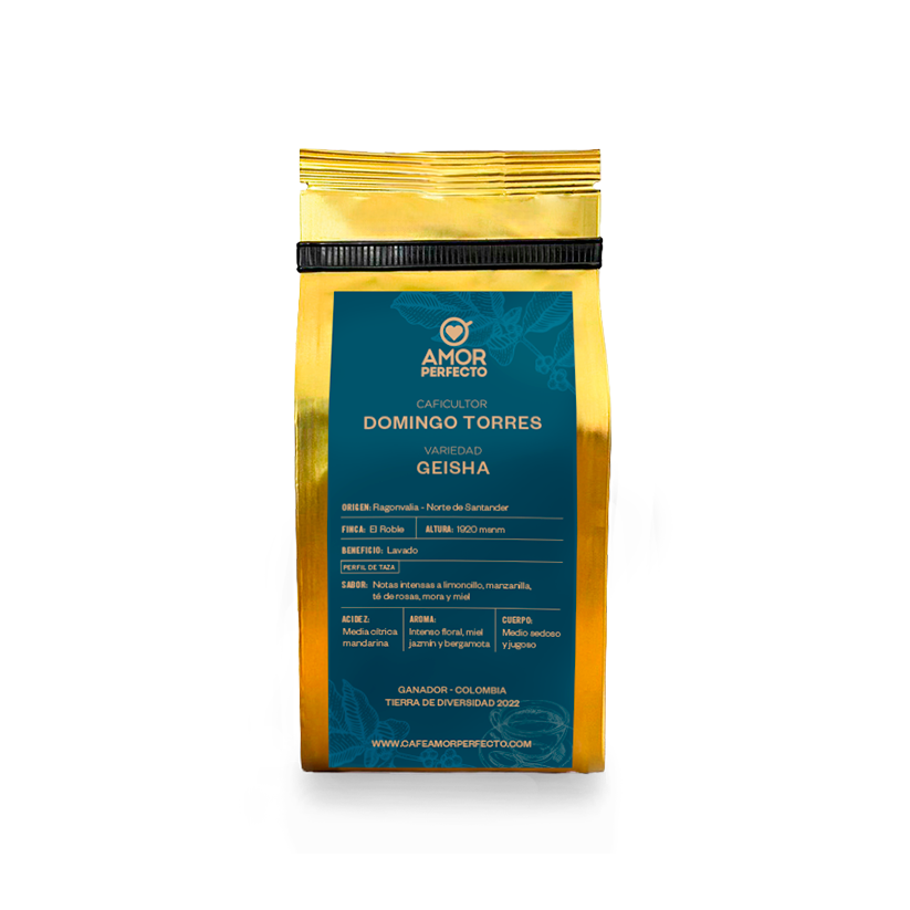 Café de especialidad colombiano Geisha Amor Perfecto, cultivado por Domingo Torres en Ragonvalia, Norte de Santander. Café ganador de Colombia Tierra de Diversidad 2022 con notas de jazmín, miel y bergamota.